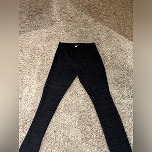 black pants by Max Studio size women’s small